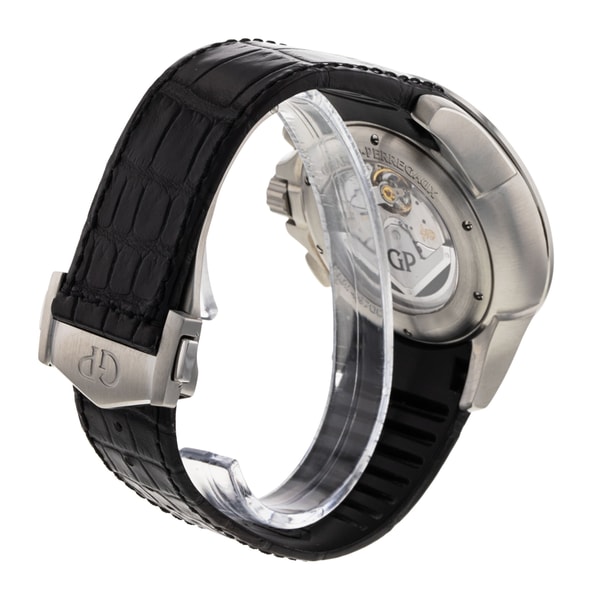 Girard Perregaux Traveller 7.200
